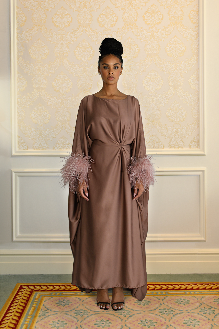 FEATHER KAFTAN BROWN – Lamaé Studios