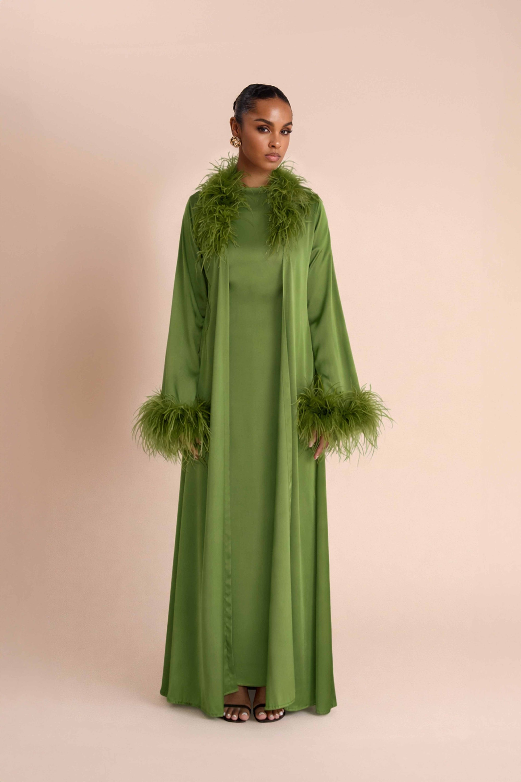 FEATHER BELTED ABAYA - GREEN Lama Studios FEATHER BELTED ABAYA - GREEN Lama Studios